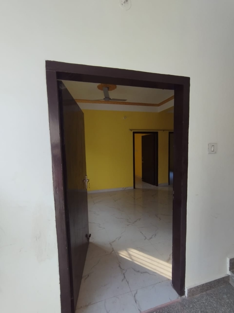 Unfurnished 2bhk in Swaraj Nagar, Sarumotoria, Guwahati, Assam, India for Rent